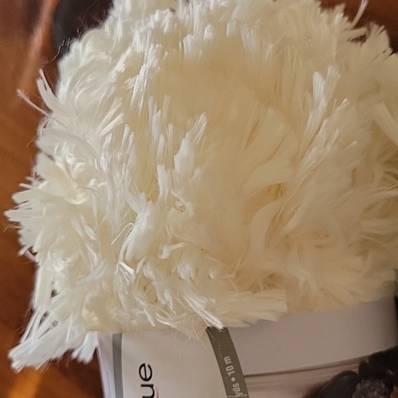 Red Heart Boutique Fur Yarn - 2 Skeins - Picture 2 of 6